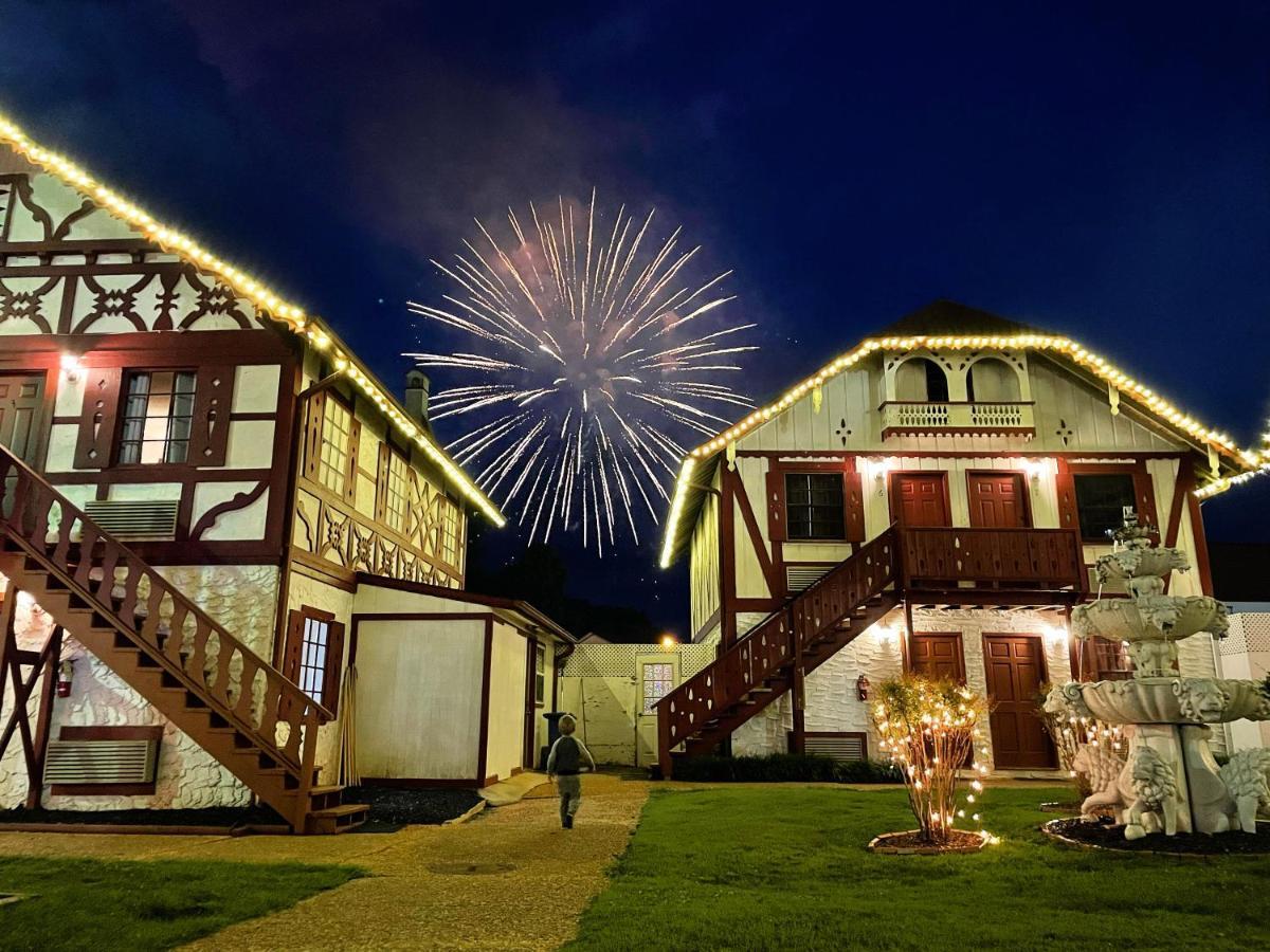 Alpine Village Inn Helen Ngoại thất bức ảnh